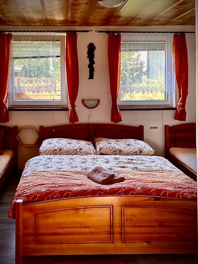 Apartments Ve Dvore Velké Karlovice Kültér fotó